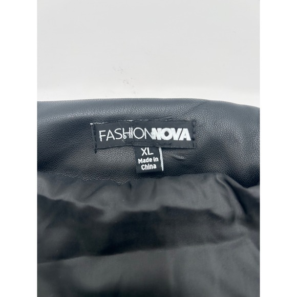 Y2K Fashion Nova Black Quilted Faux Leather Mini Skirt Side Snap Puffer Style XL - Picture 4 of 12